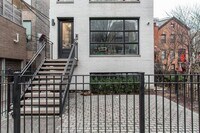 Building Photo - 1212 N Paulina St