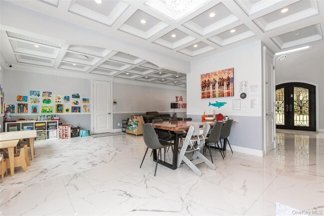 Building Photo - 66 Essex Rd