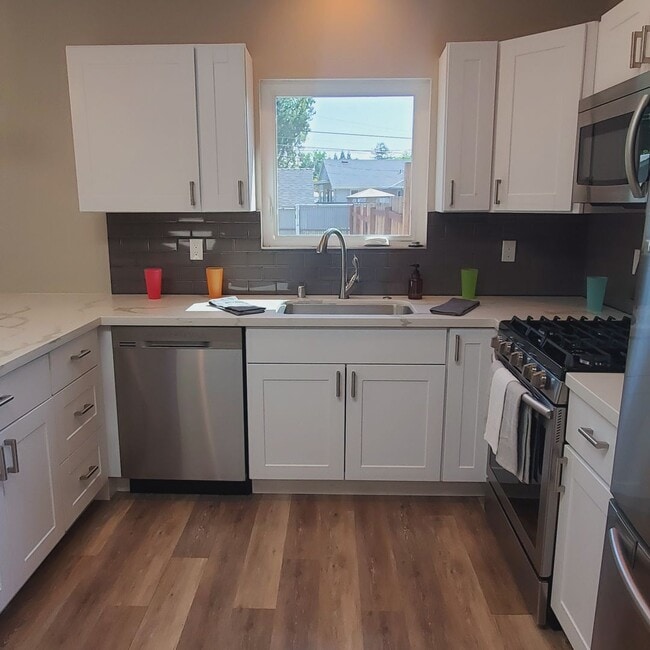 Building Photo - A Great Value in Pleasant Hill Poet's Corn...