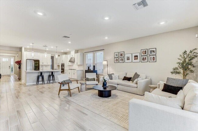 Building Photo - 33886 Landsman Lp