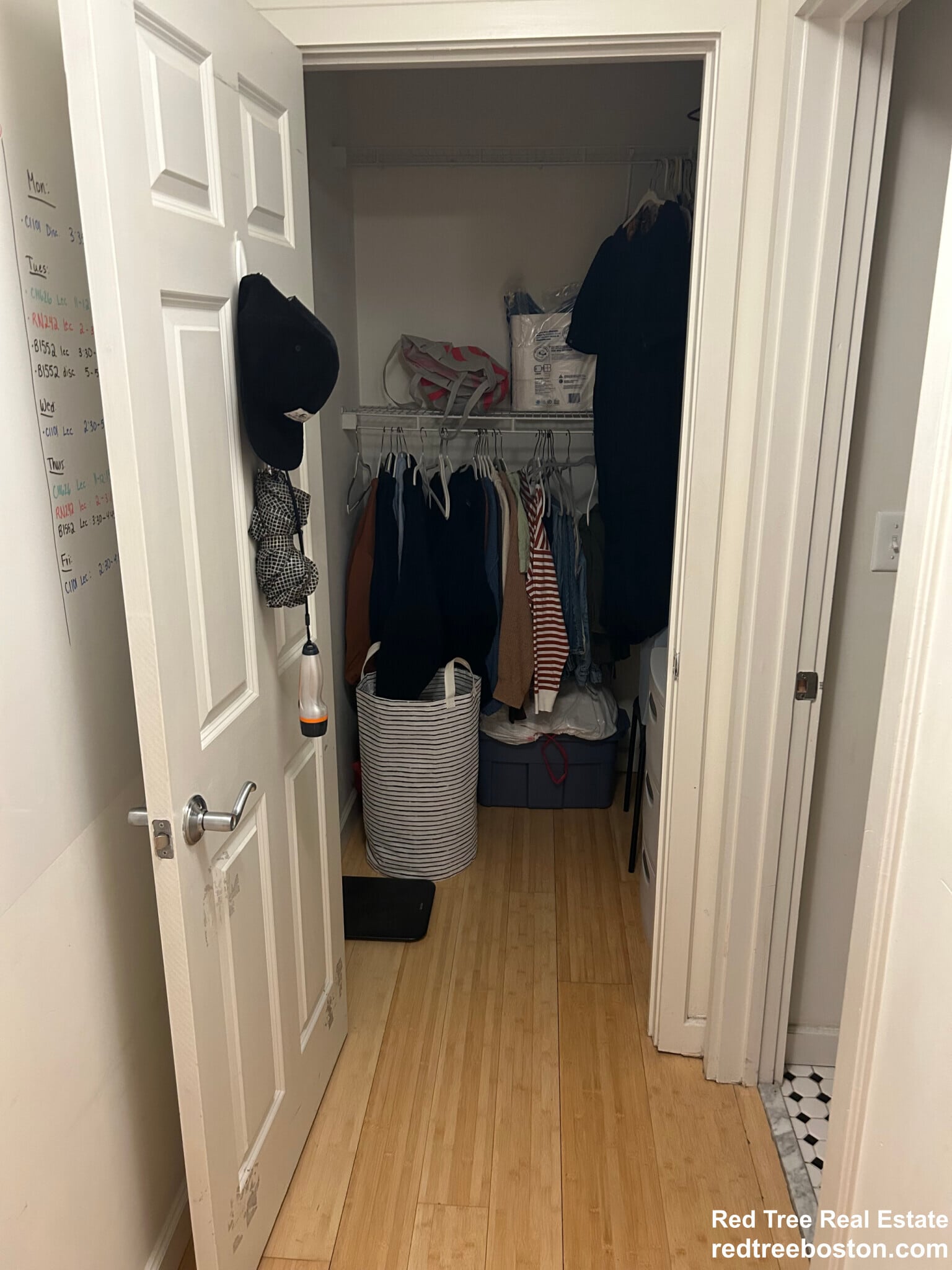 Building Photo - 461 Park Dr