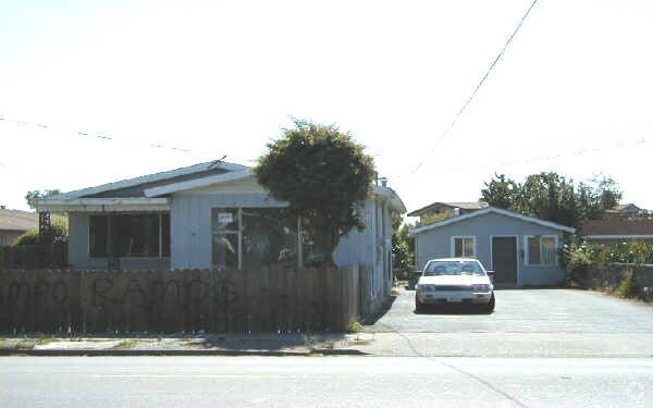 Building Photo - 24255 Silva Ave