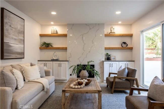 Building Photo - 15271 Yorkshire Ln