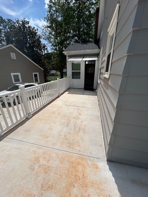 Building Photo - 25 Skyland Dr