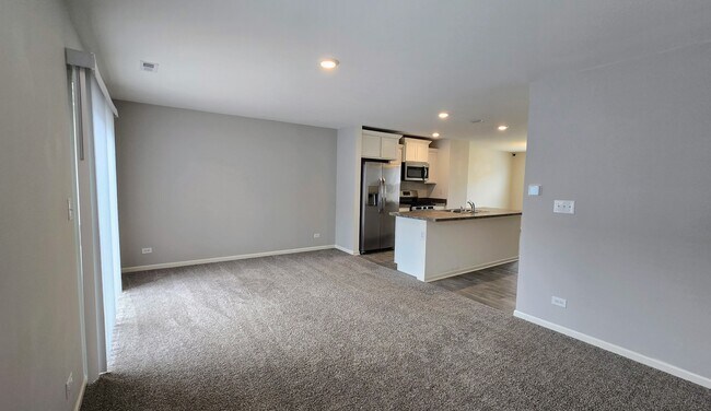 Building Photo - 2484 Alison Ave