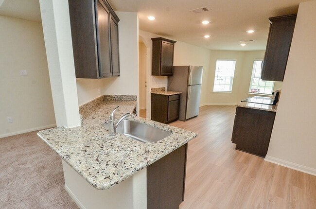 Building Photo - 329 Killam County Dr