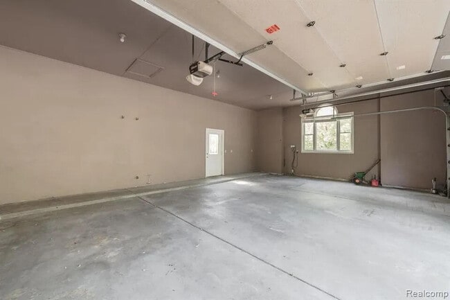 Building Photo - 1591 Eagle Trail