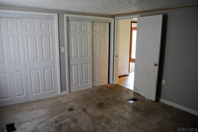 Building Photo - 658 Plummer Rd