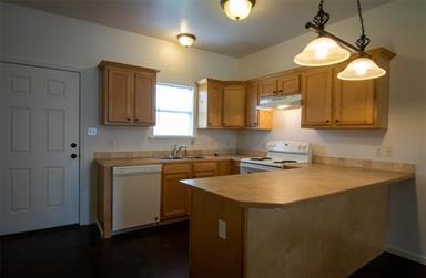 Building Photo - 2020 Southwood Dr