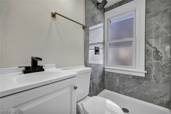 Building Photo - 4306 Buechner Ave