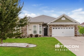 Building Photo - 7001 Summerton Dr