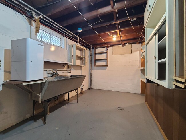 Building Photo - Newly Updated 3-Bedroom, 1-Bathroom Home in Benton Harbor