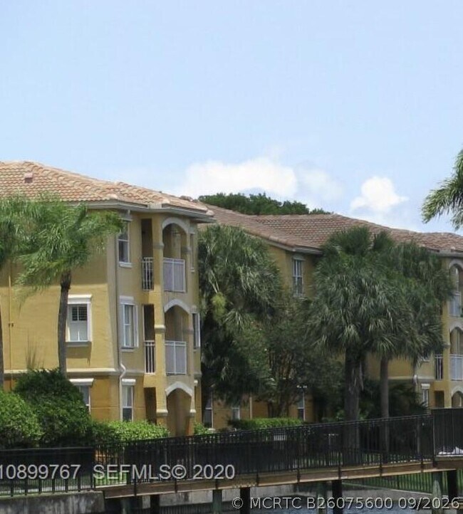 Building Photo - 155 NW 96th Terrace
