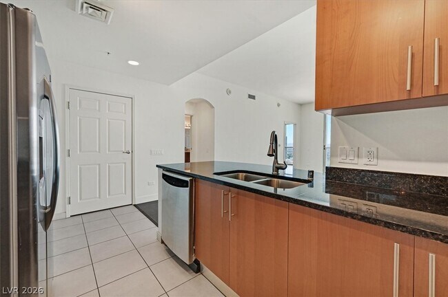 Building Photo - 200 W Sahara Ave