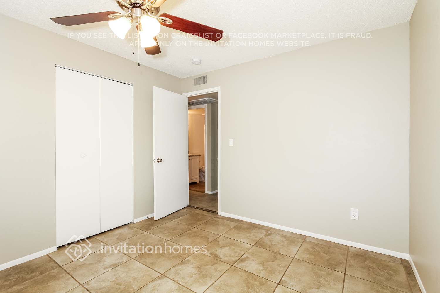 Building Photo - 7140 W North Ln