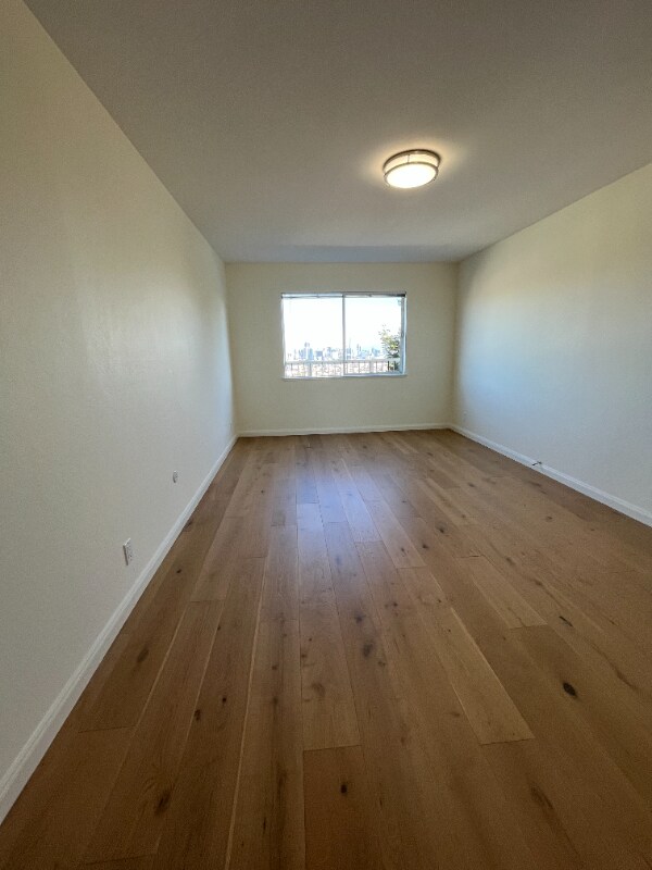 Building Photo - 30 Corwin St