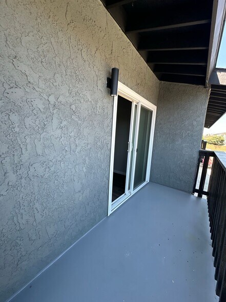 Building Photo - 5092 Pearce Dr