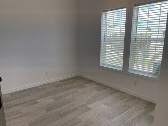 Building Photo - 5708 Blue Harbor Dr