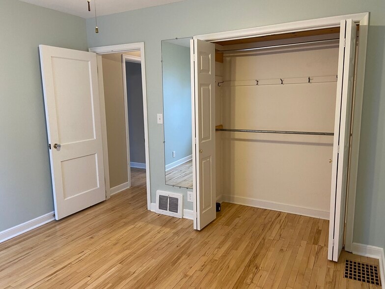 bedroom 2 - 5451 Washburn Ave S