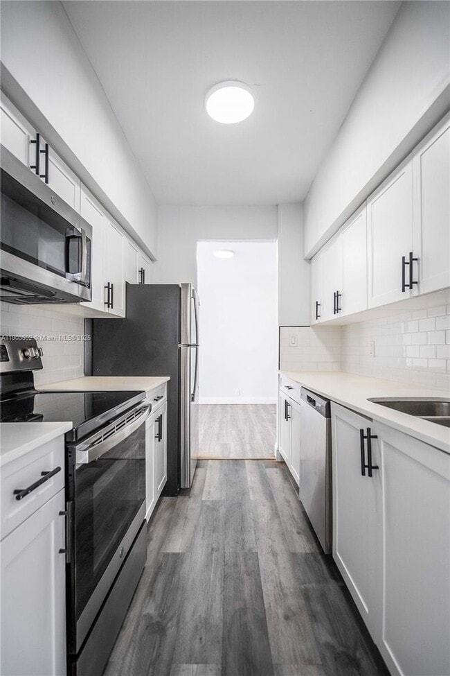 Building Photo - 6871 Abbott Ave