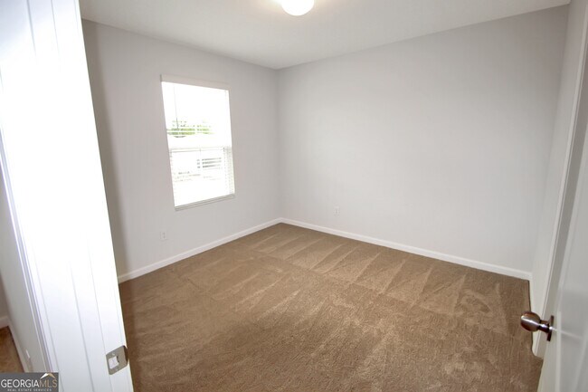 Building Photo - 99 Cambium Cir