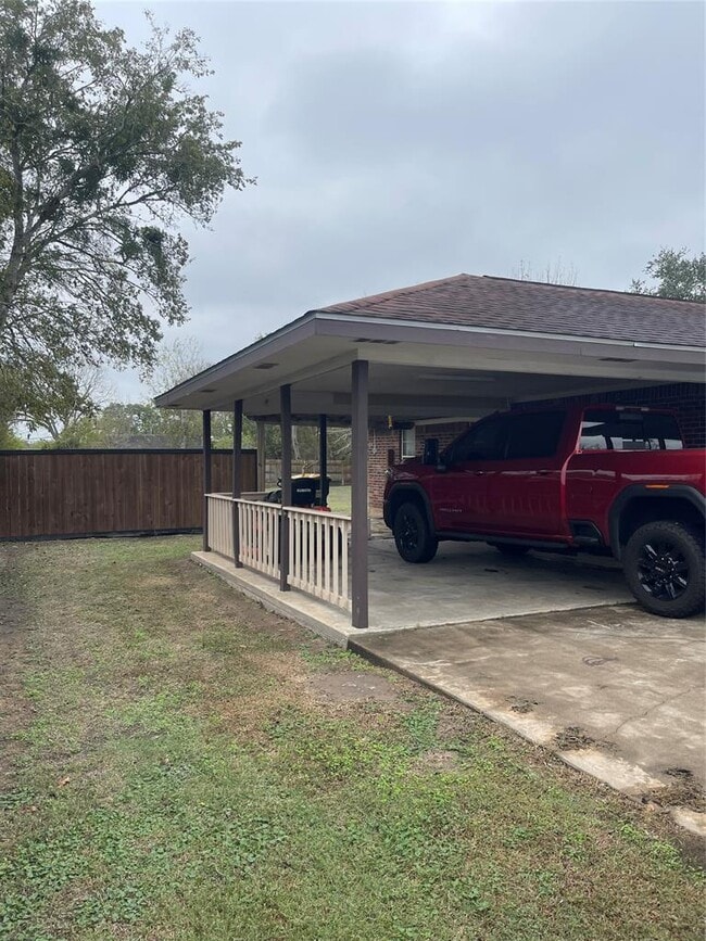 Building Photo - 940 E Guadalupe St