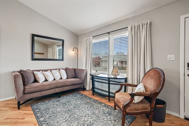 Building Photo - 1619 Ruby Ct