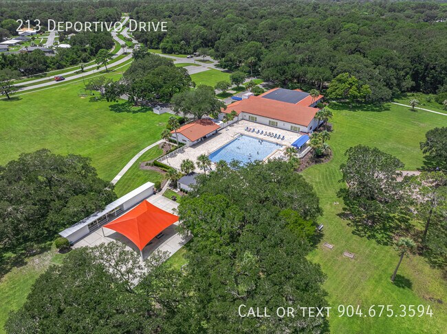 Building Photo - 213 Deportivo Dr