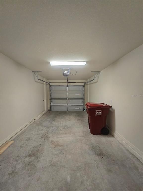 Building Photo - 2738 Idyll Lks Cir