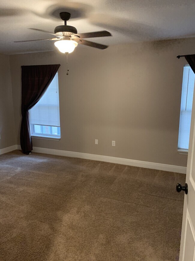 Building Photo - 3129 Santorini Ct