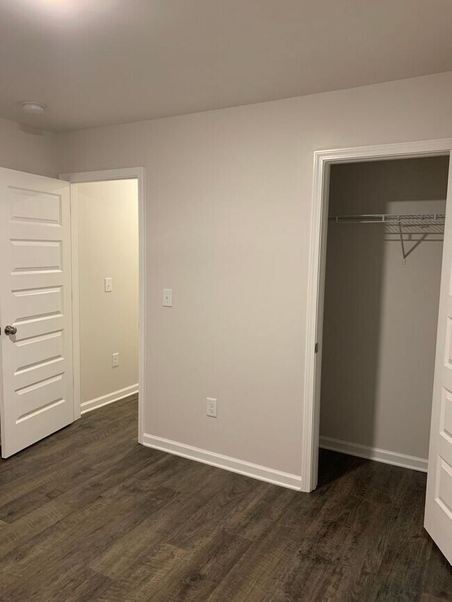 Building Photo - Don't Miss Out! Beautiful 3-Bedroom Home in Kilpatrick Landing — Available Now!