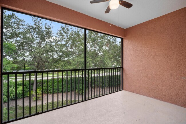Building Photo - ANNUAL RENTAL - 3 Bedroom, 2 Bath w/ Garag...