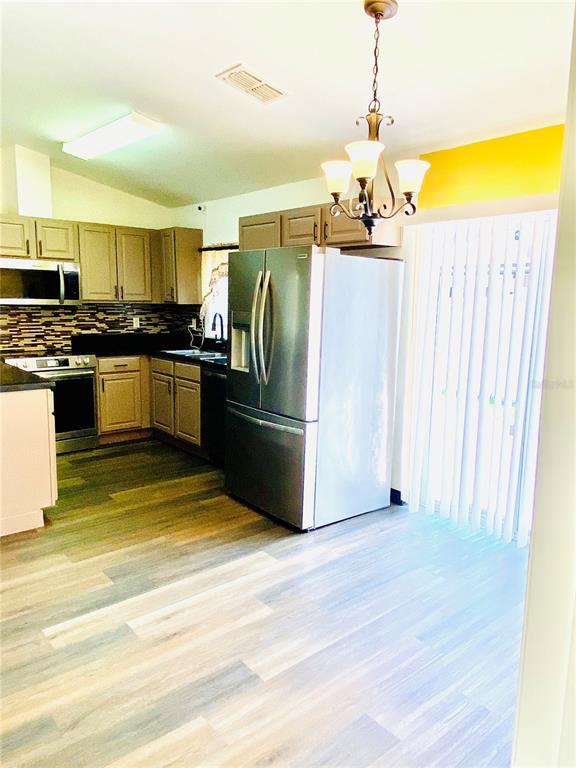 Building Photo - 659 Jaguar Ct