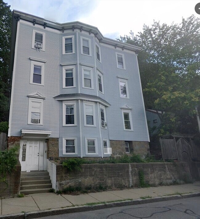 Building Photo - 149 Fisher Ave