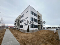 Building Photo - 311 E Lorene St