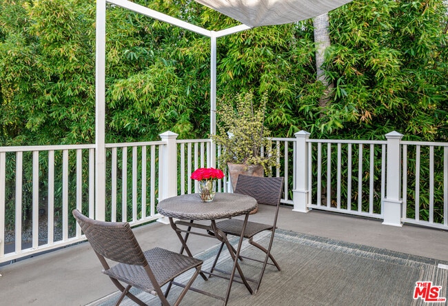 Building Photo - 4537 Agnes Ave