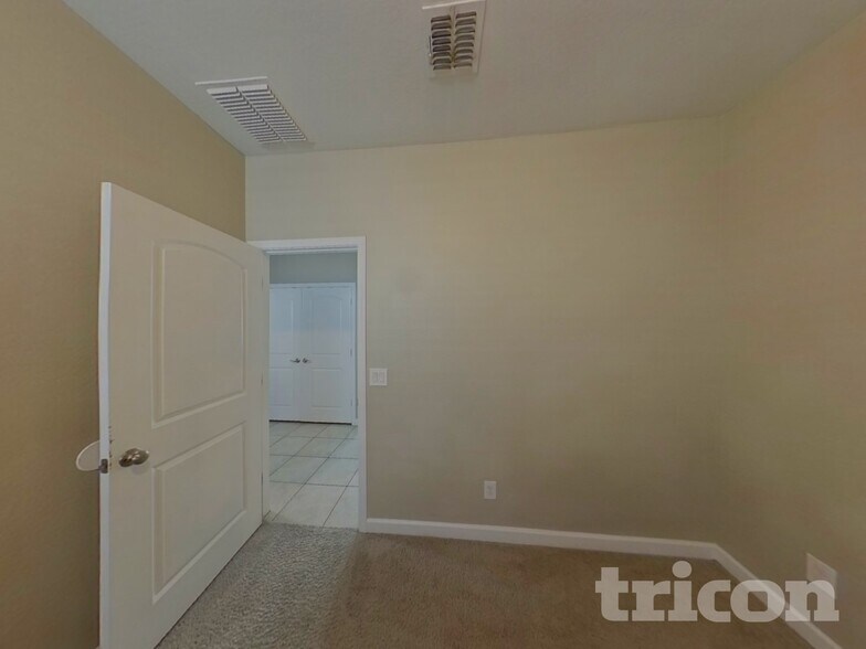 Building Photo - 41363 W Williams Way