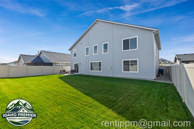 Building Photo - 7642 E Lightfoot St