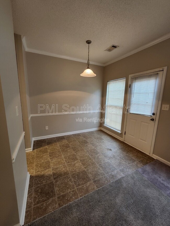 Building Photo - 176 Shenandoah Dr