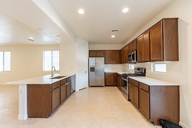 Primary Photo - 3742 S 64th Dr