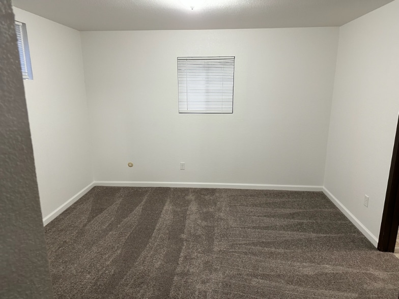 Building Photo - 4619 W 5th St