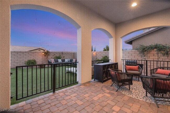Building Photo - 258 Castellari Dr