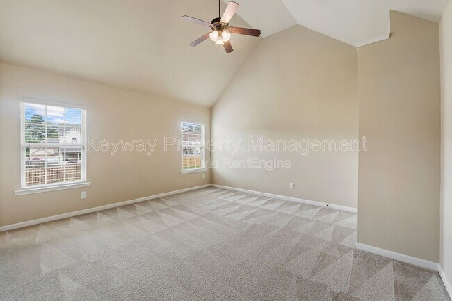 Building Photo - 6017 Reynolds Cir