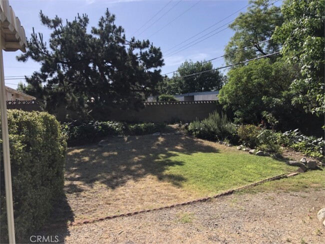 Building Photo - 746 Scripps Dr