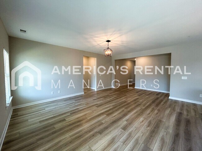 Building Photo - MOVE IN SPECIAL!!! - Roomy Home for Rent in Cullman, AL…6 Foot Privacy Fence. AVAILABLE NOW!! - S...