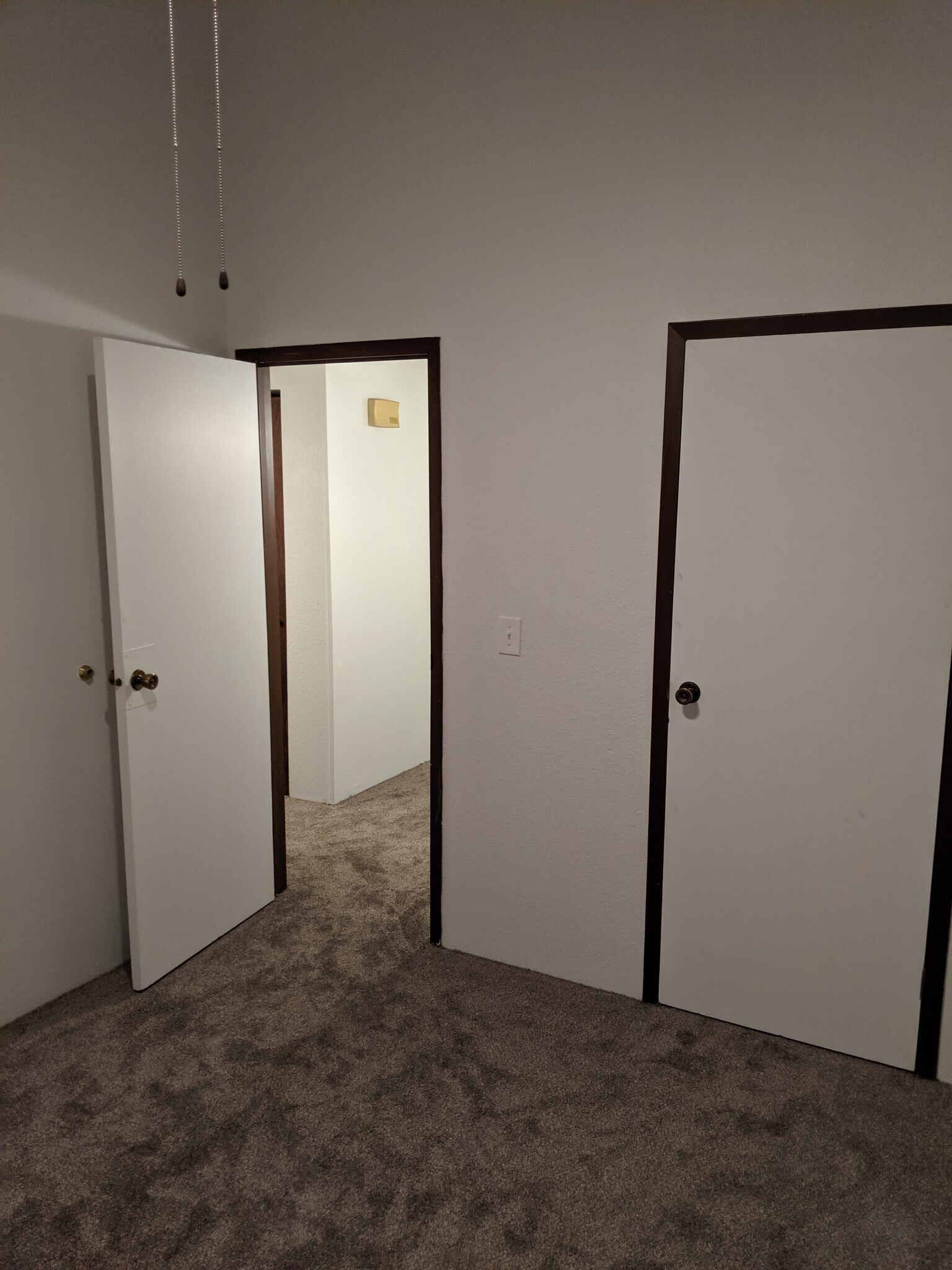 Bedroom 2 - 2115 Pleasanton St