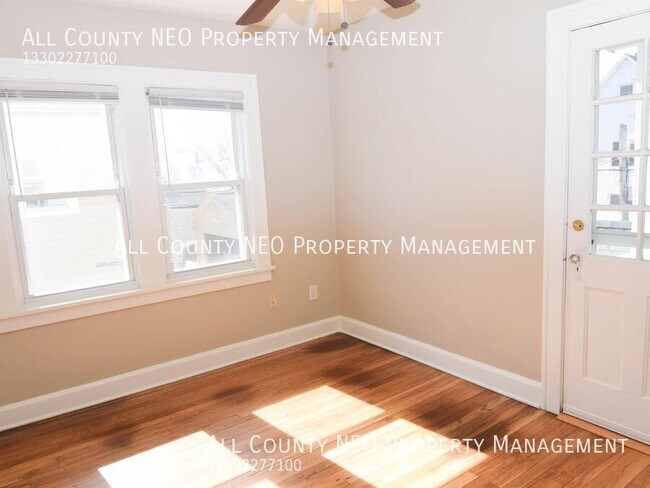 Building Photo - 1442 Cordova Ave