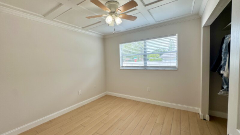 Building Photo - 232 SE Monroe Cir N
