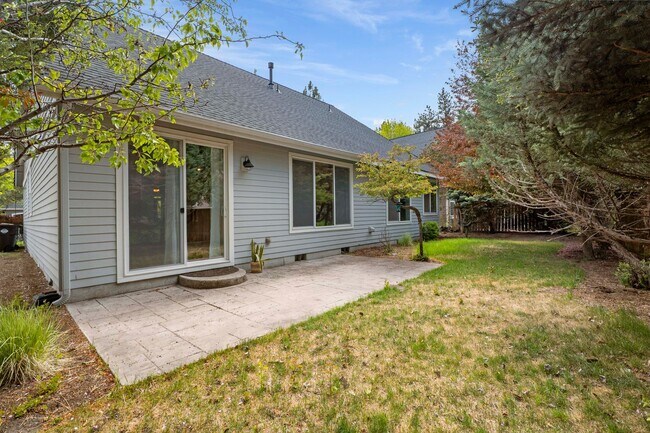 Building Photo - 345 Timber Creek Dr