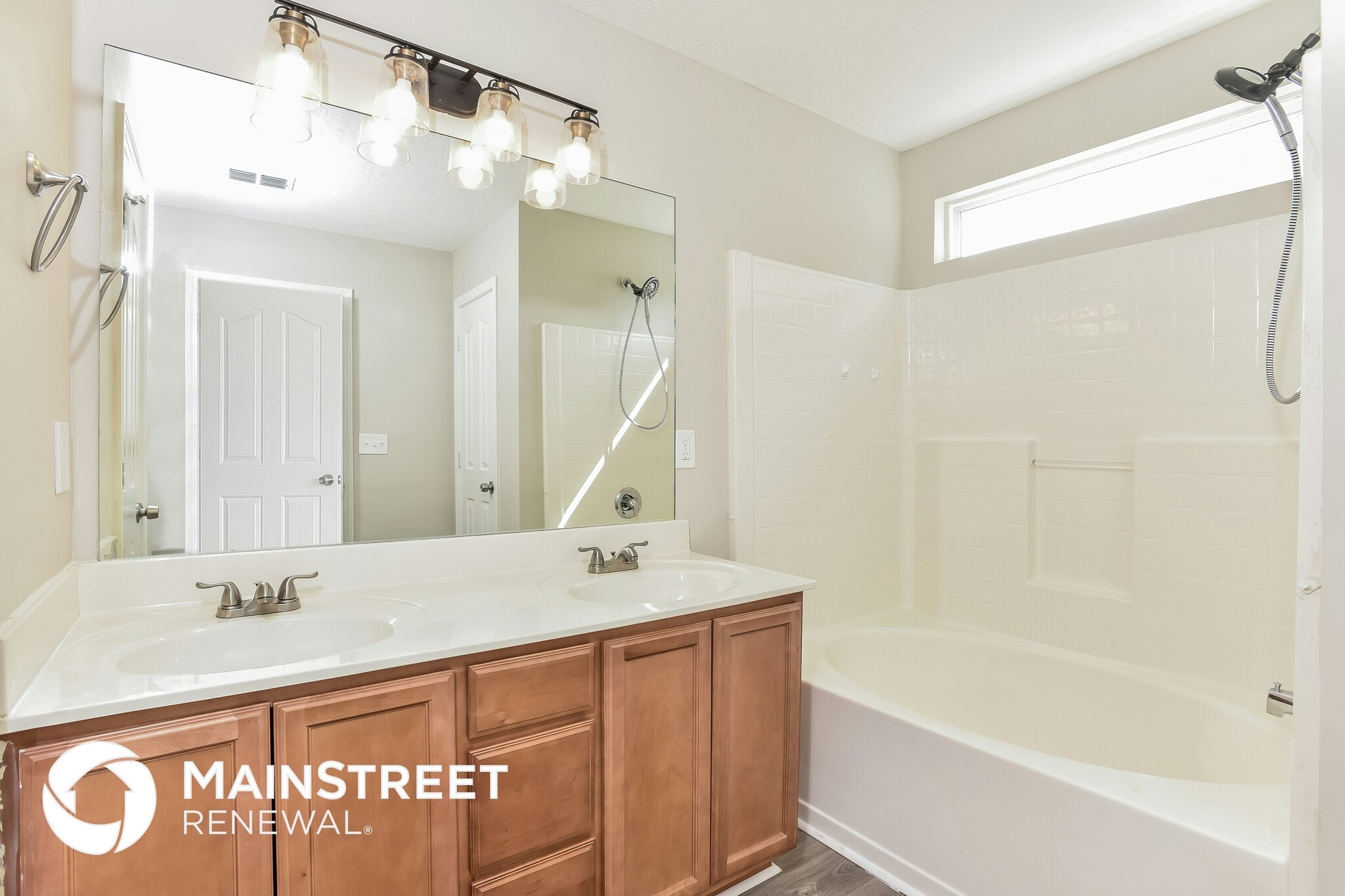 Building Photo - 1408 Priestshore Bay